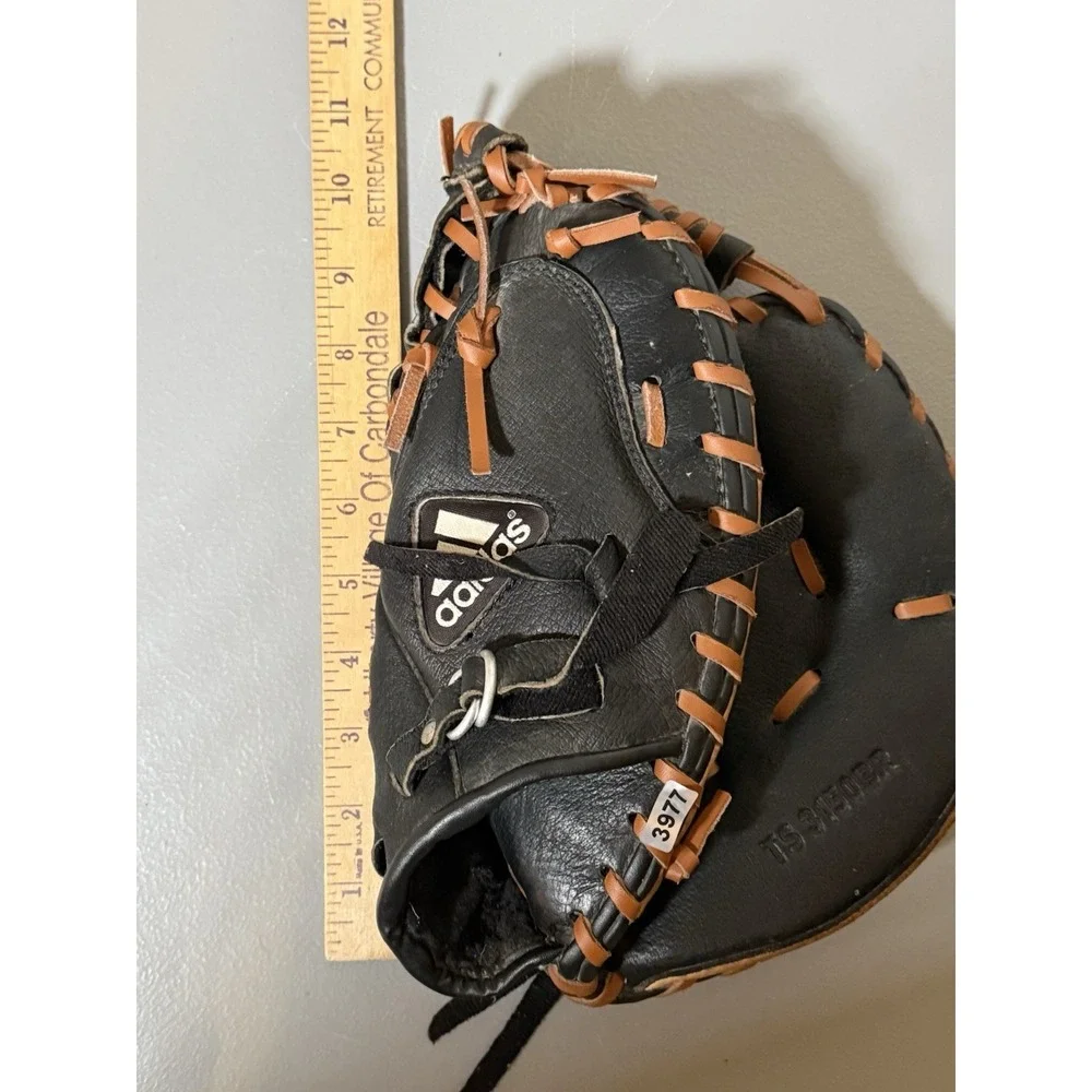 ADIDAS Youth Catcher's Mitt RHT Model TS3150BR Glove GENUINE LEATHER